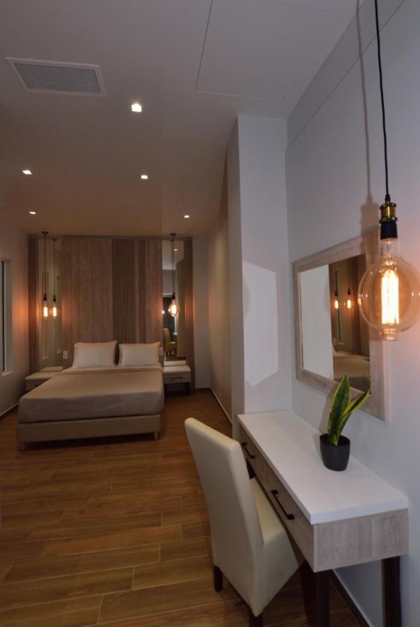 Gonis Grand Luxury Suite Paleochora Exterior foto